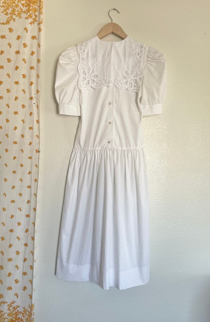 Vintage Hollydays White Prairie Midi Dress Lace Bib Puff Sleeve USA Size 10